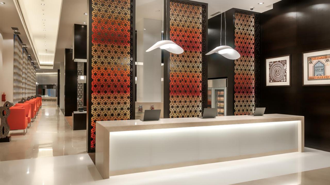 하얏트 플레이스 구르가온 우디오그 비하르 호텔 외부 사진 The lobby of the hotel